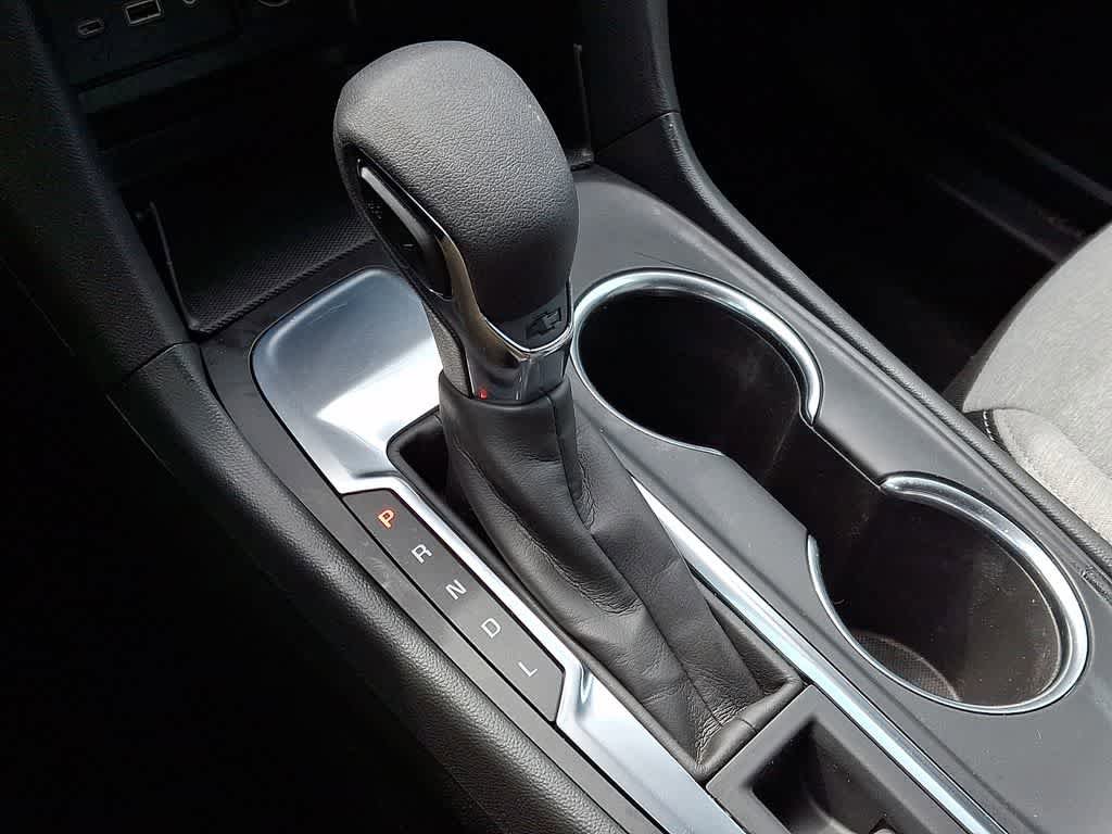 Used 2023 Chevrolet Equinox LS w/ Driver Confidence II Package image 13