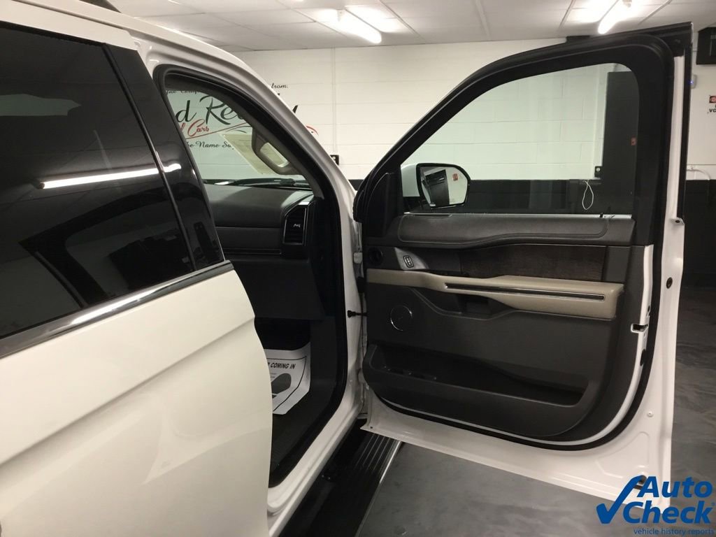 Used 2019 Ford Expedition Limited w/ Equipment Group 301A image 34