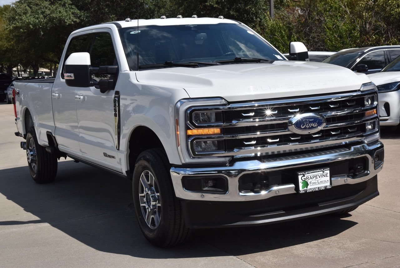 Used 2023 Ford F250 Lariat w/ Lariat Ultimate Package AWD/4WD image 4