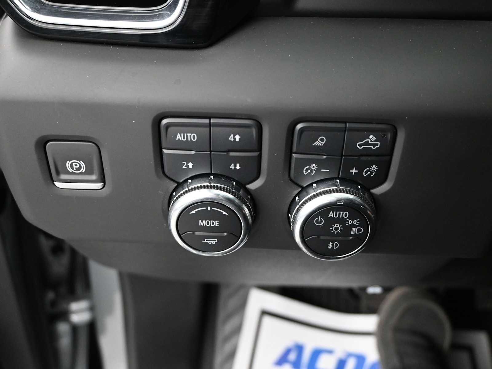 Used 2025 GMC Sierra 1500 Denali Ultimate image 17