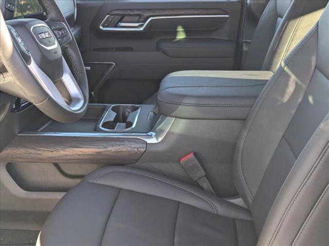 New 2026 GMC Sierra 2500 SLT w/ SLT Premium Package image 16