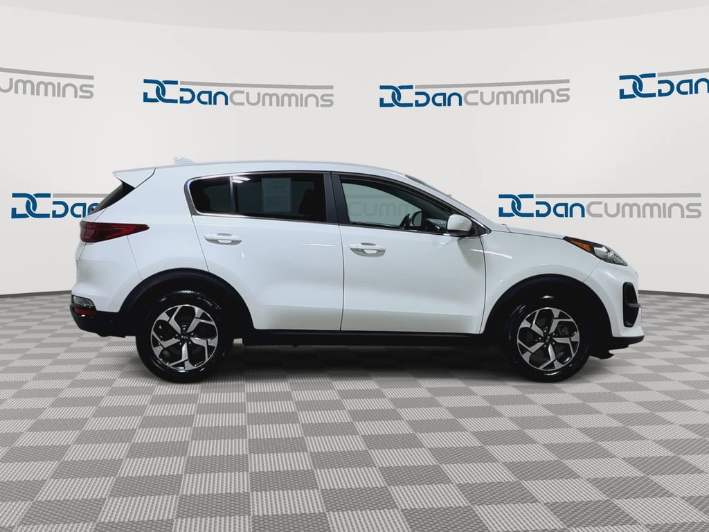 Used 2020 Kia Sportage LX FWD image 2