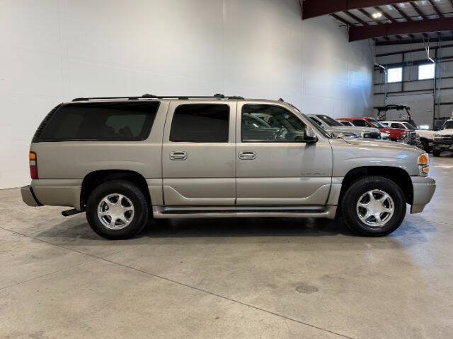 Used 2003 GMC Yukon XL Denali AWD/4WD image 7
