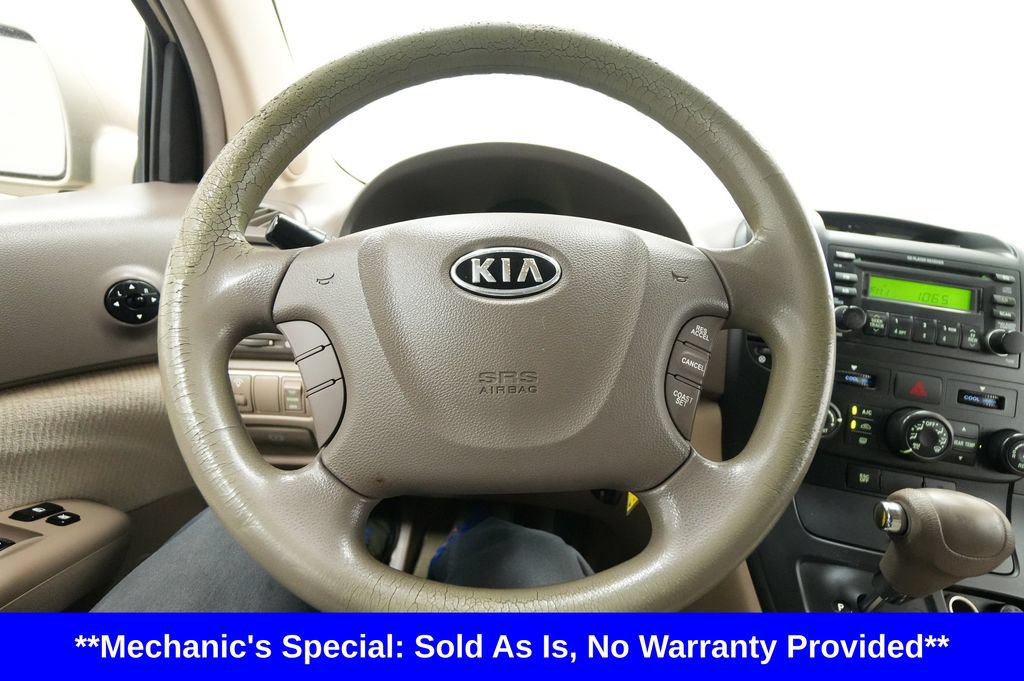 Used 2006 Kia Sedona FWD image 33