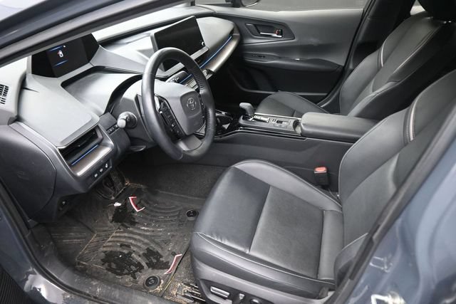 Used 2024 Toyota Prius XLE AWD/4WD image 21