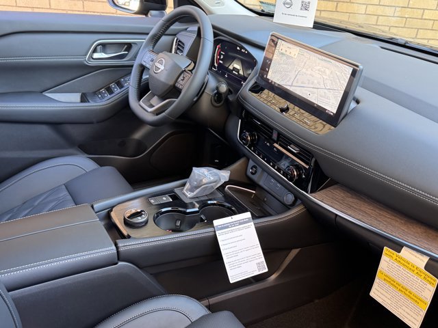 New 2026 Nissan Rogue Platinum w/ Platinum Premium Package image 12