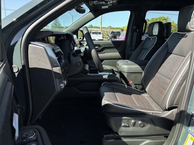New 2026 GMC Yukon AT4 Ultimate AWD/4WD image 36