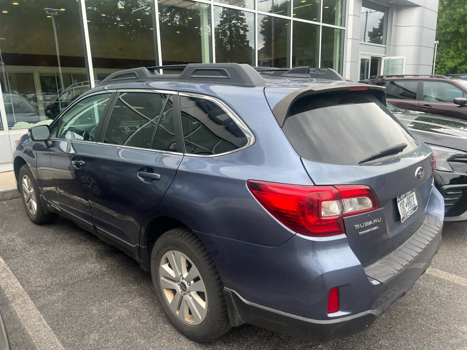 Used 2016 Subaru Outback 2.5i Premium AWD/4WD image 11
