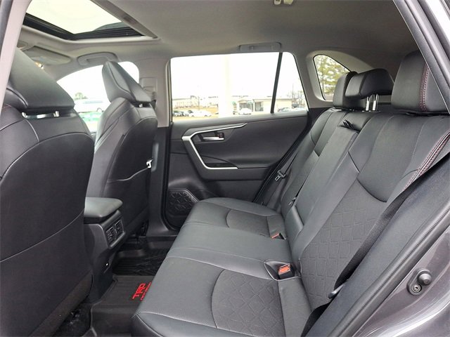 Used 2021 Toyota RAV4 TRD Off-Road image 10