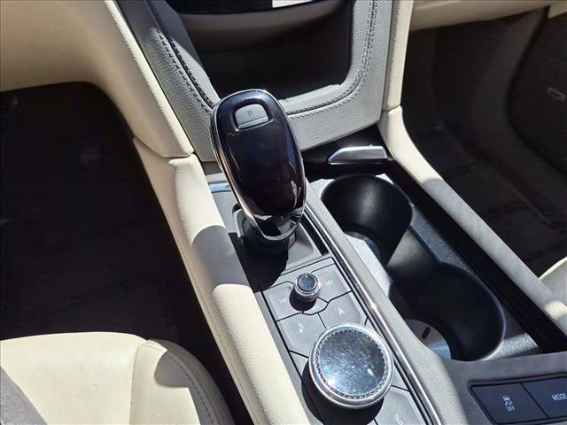Used 2023 Cadillac XT6 Premium Luxury w/ Technology Package AWD/4WD image 12