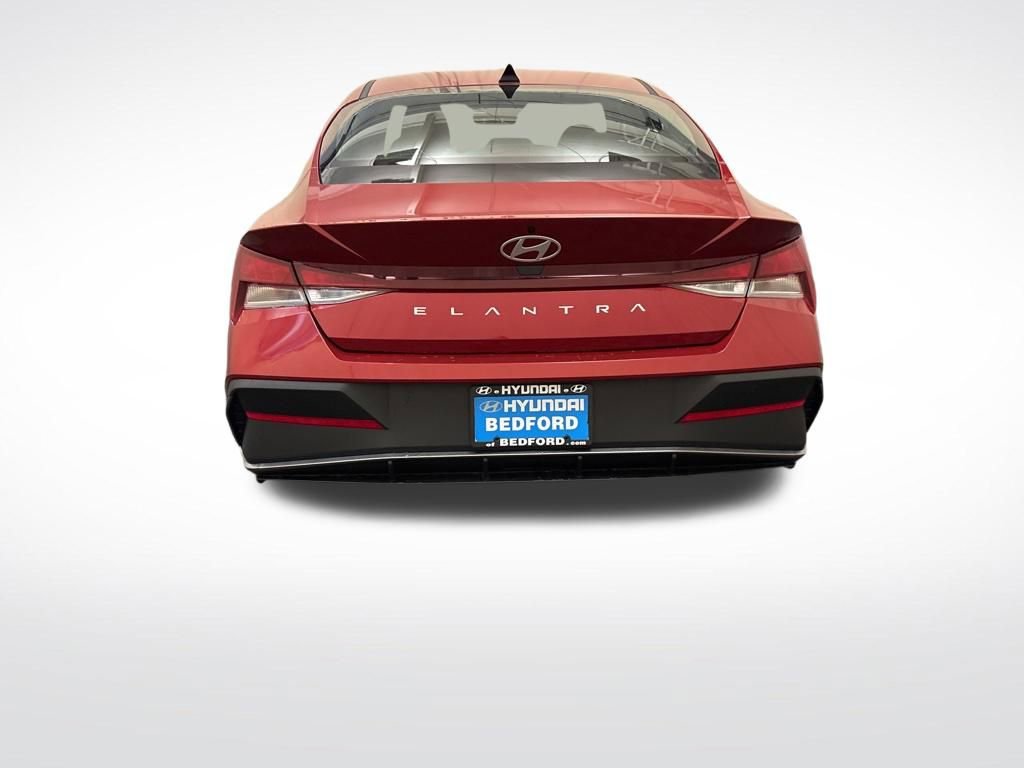 Certified 2026 Hyundai Elantra SE image 6