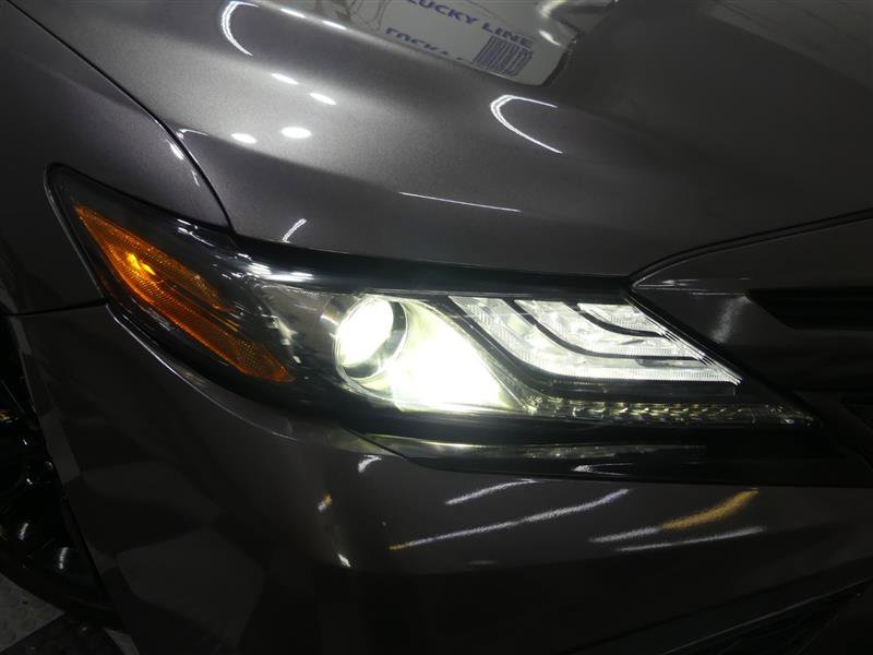 Used 2023 Toyota Camry XSE image 15