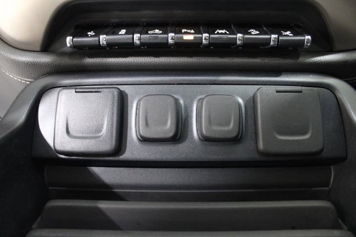 Used 2018 GMC Sierra 1500 Denali w/ Denali Ultimate Package image 33