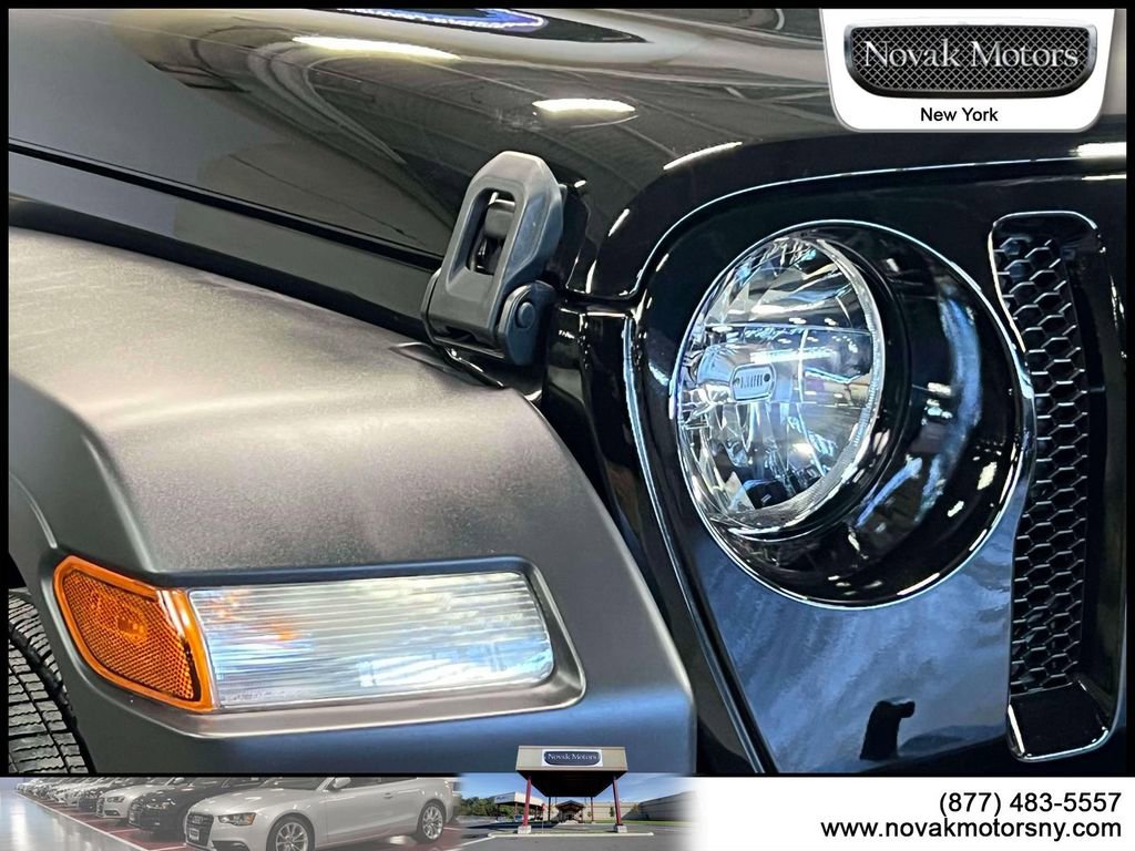 Used 2023 Jeep Wrangler Sport S AWD/4WD image 10