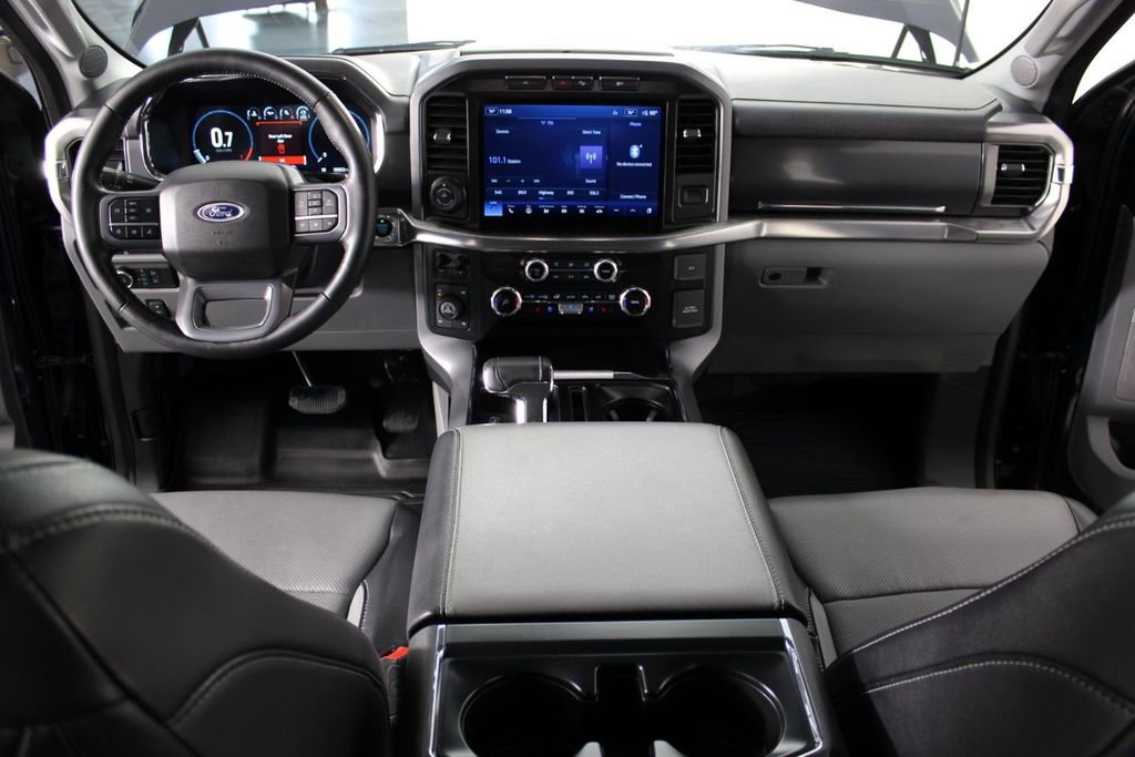 Used 2023 Ford F150 Lariat w/ Trailer Tow Package image 29