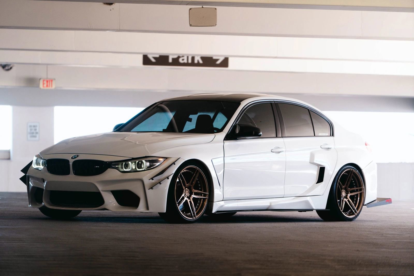 Used 2018 BMW M3 Sedan w/ Competition Package image 6