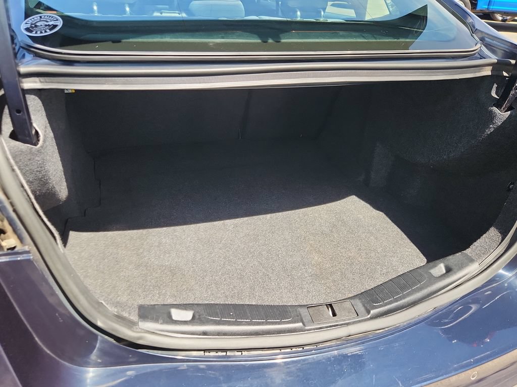 Used 2020 Ford Fusion SE FWD image 12