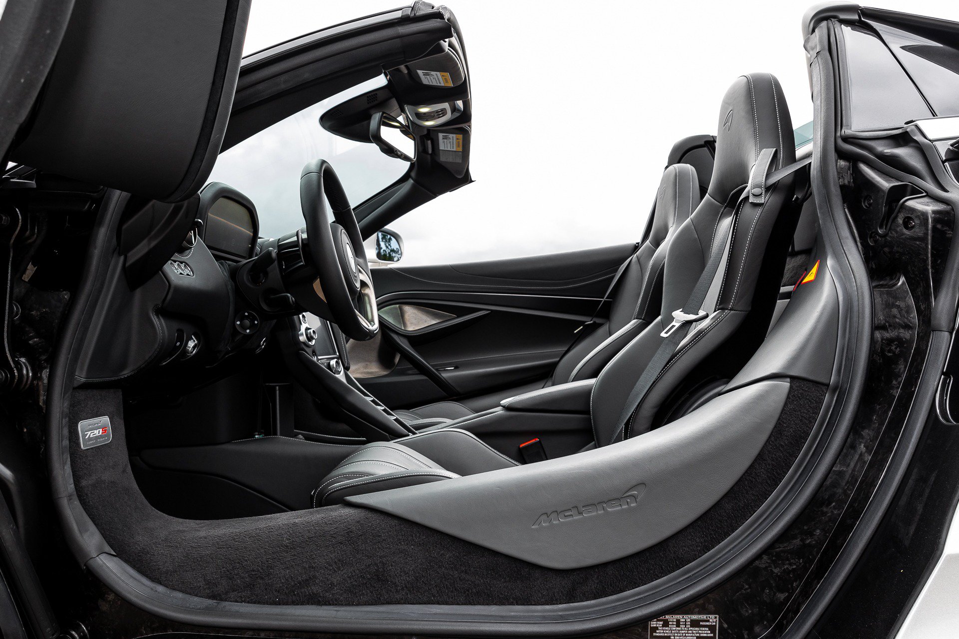 Used 2020 McLaren 720S Luxury RWD image 36