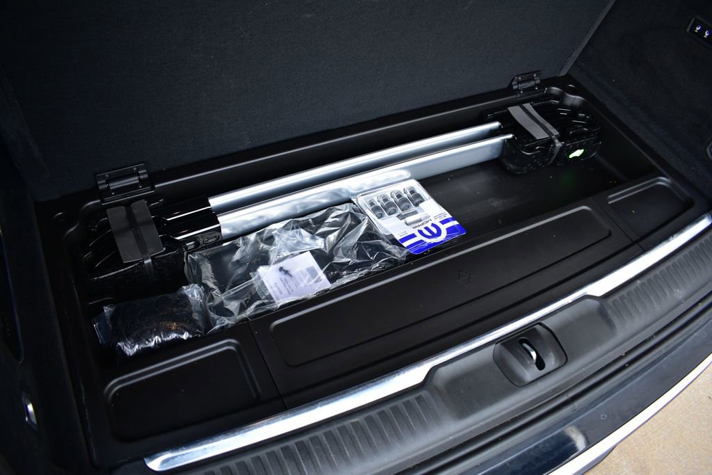 Used 2022 Jeep Grand Wagoneer Series II w/ Premium Group II image 41