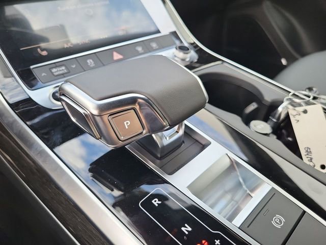 New 2026 Audi Q8 Premium image 24