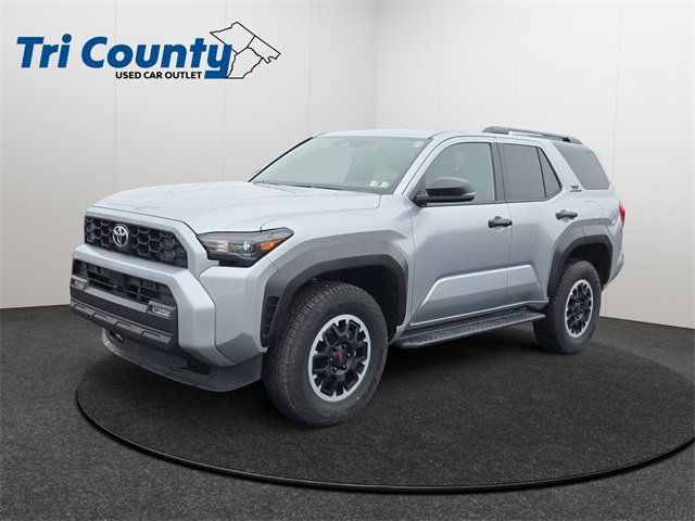 Certified 2025 Toyota 4Runner TRD Off-Road image 3