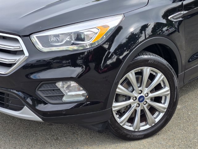 Certified 2018 Ford Escape Titanium AWD/4WD image 9