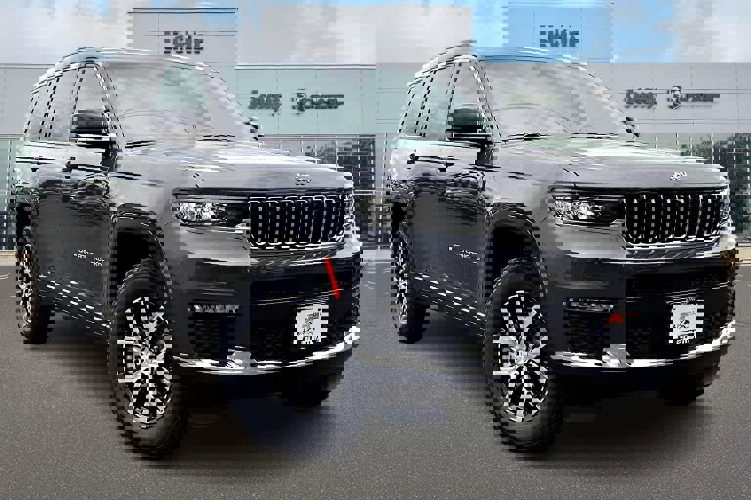 New 2025 Jeep Grand Cherokee L Limited w/ Luxury Tech Group II image 22