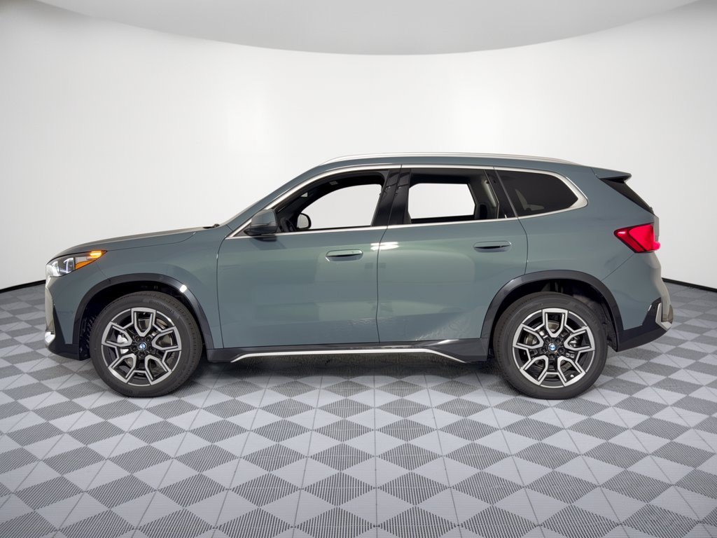 New 2027 BMW X1 xDrive28i AWD/4WD image 2