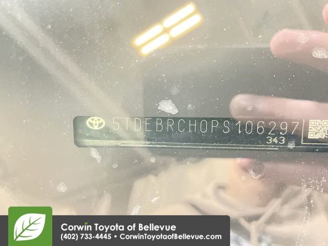 Used 2023 Toyota Highlander Platinum image 28