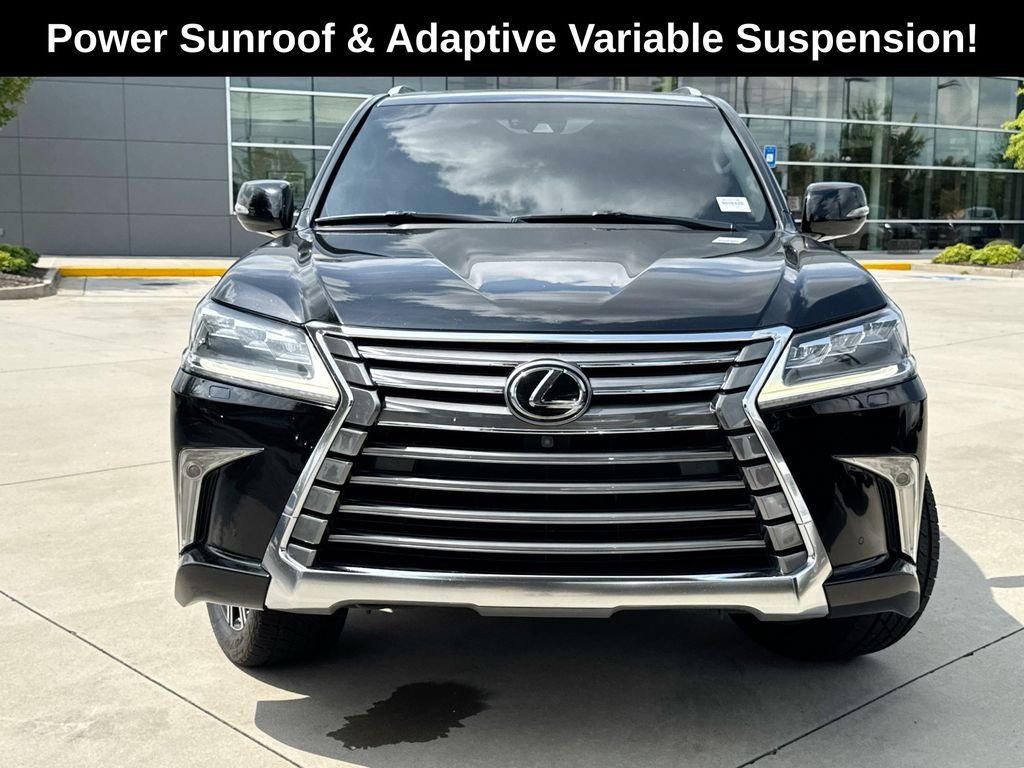 Used 2021 Lexus LX 570 4WD w/ Luxury Package image 4