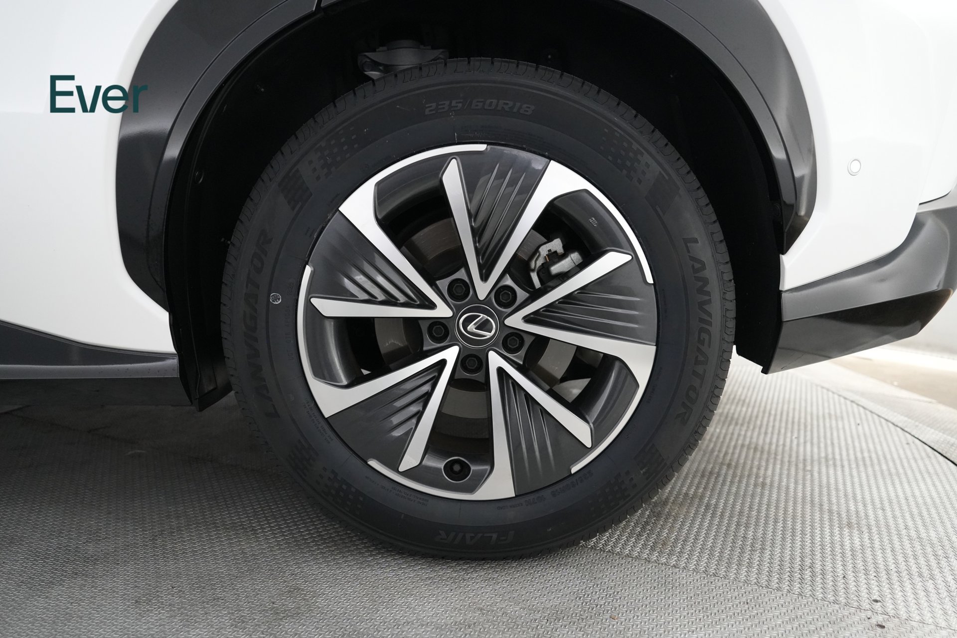 Used 2024 Lexus RZ 300e Premium w/ Technology Package FWD image 9
