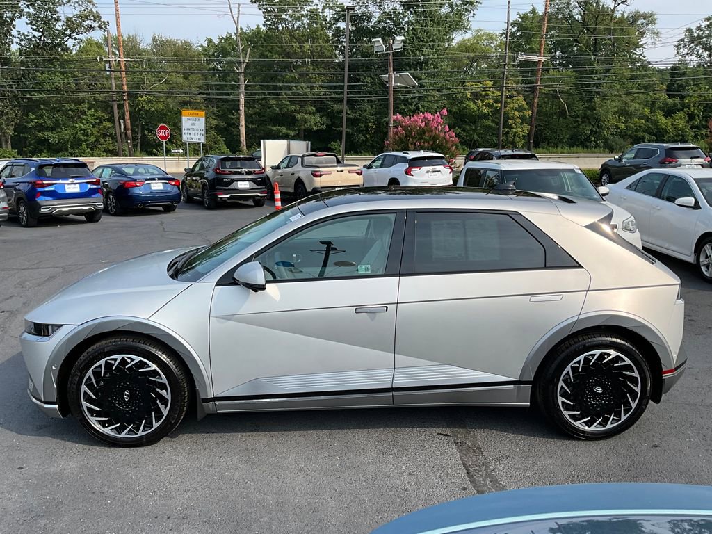 Used 2024 Hyundai Ioniq 5 Limited image 4