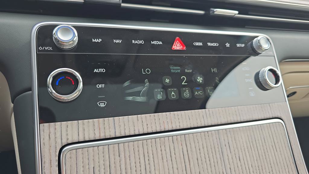 New 2026 Genesis GV80 2.5T Select AWD/4WD image 15