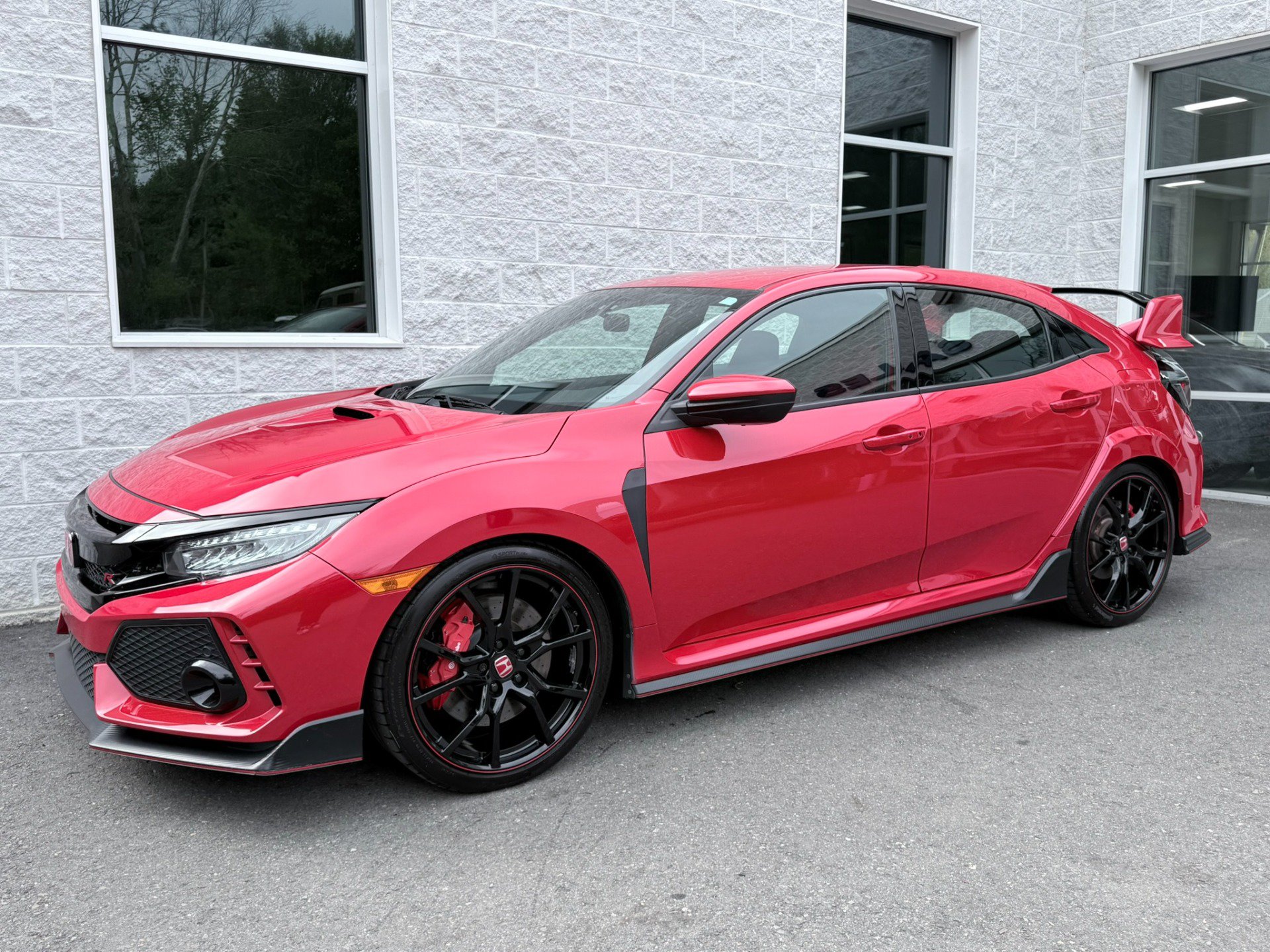 Used 2019 Honda Civic Type R image 2