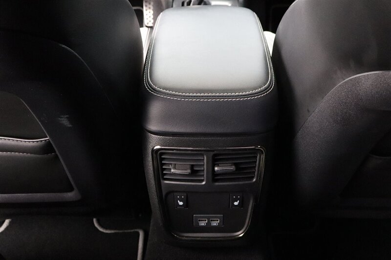 Used 2022 Dodge Charger SRT Hellcat RWD image 27
