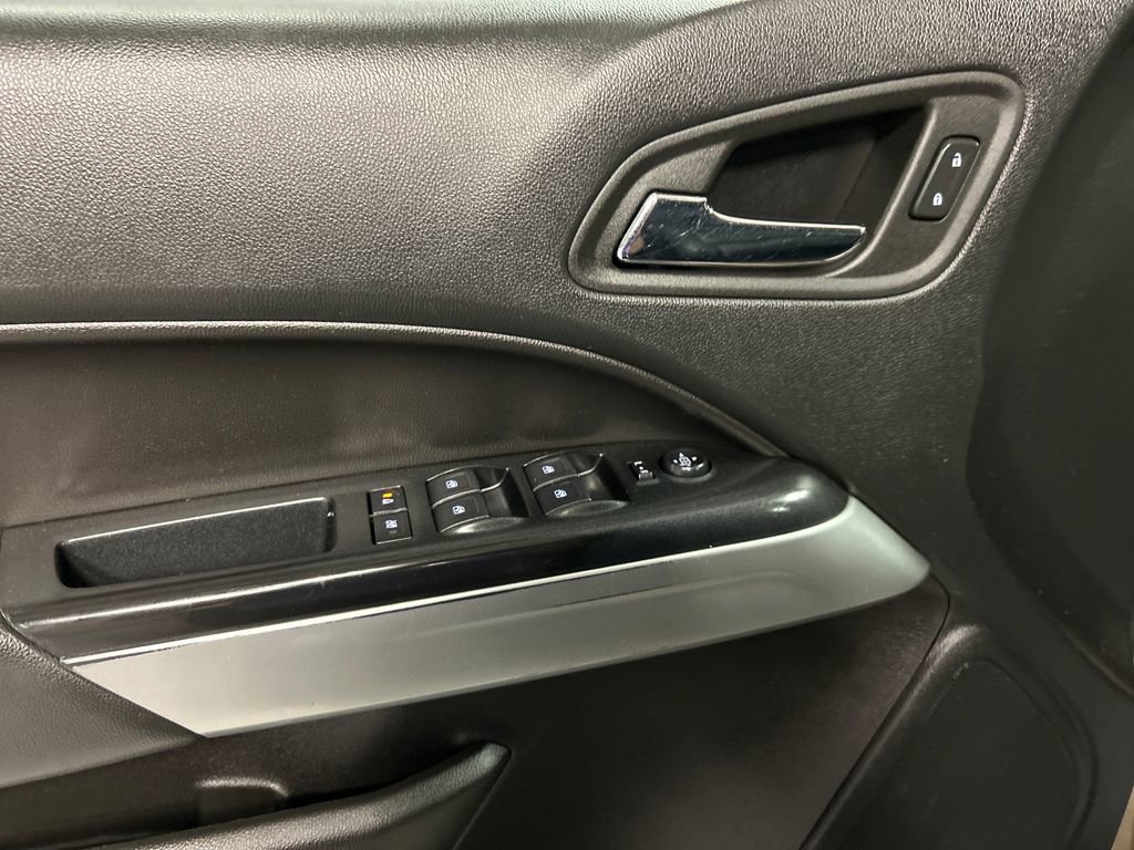 Used 2022 Chevrolet Colorado ZR2 image 14