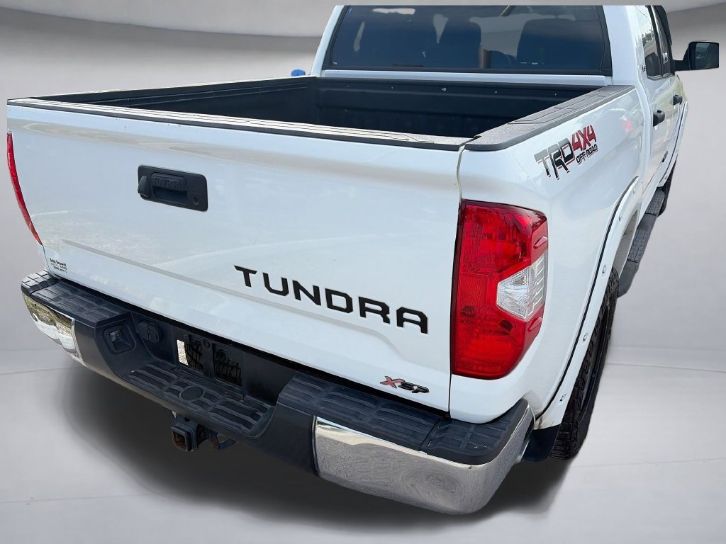 Used 2017 Toyota Tundra SR5 w/ TRD Off Road Package AWD/4WD image 27