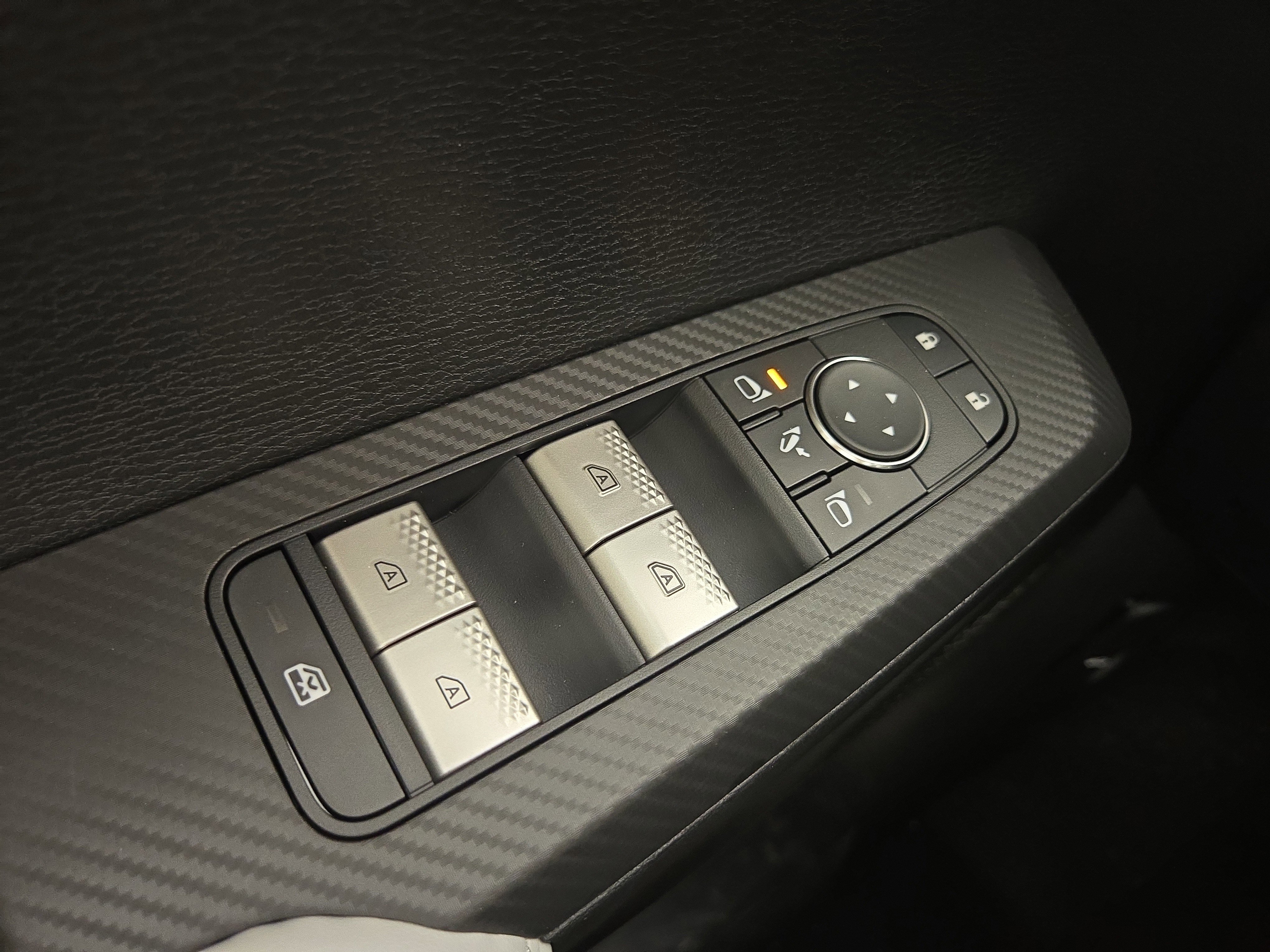 New 2026 Mitsubishi Outlander SE FWD image 27