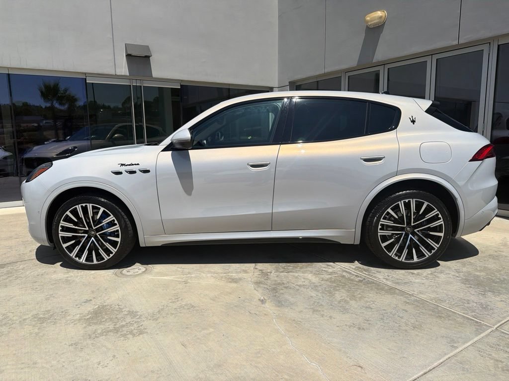 Certified 2023 Maserati Grecale Modena AWD/4WD image 9