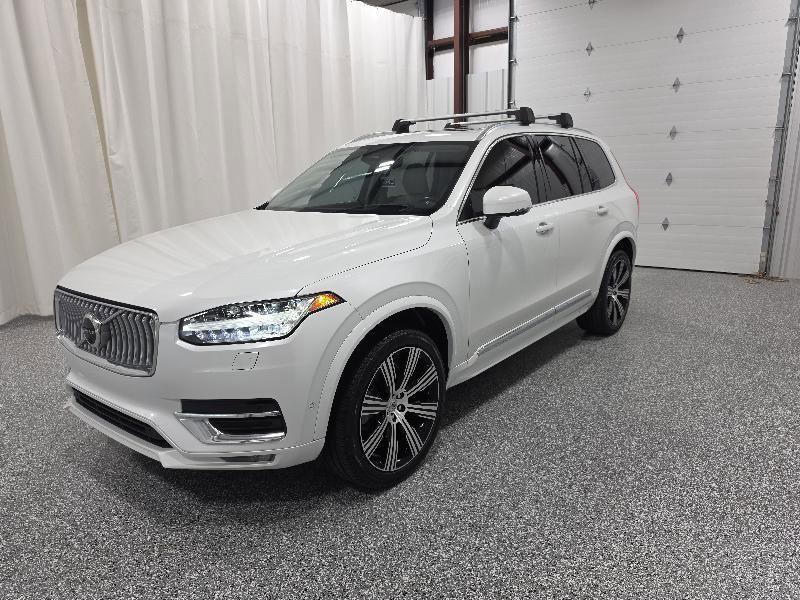 Used 2023 Volvo XC90 B6 Ultimate w/ Protection Package Premier AWD/4WD image 2