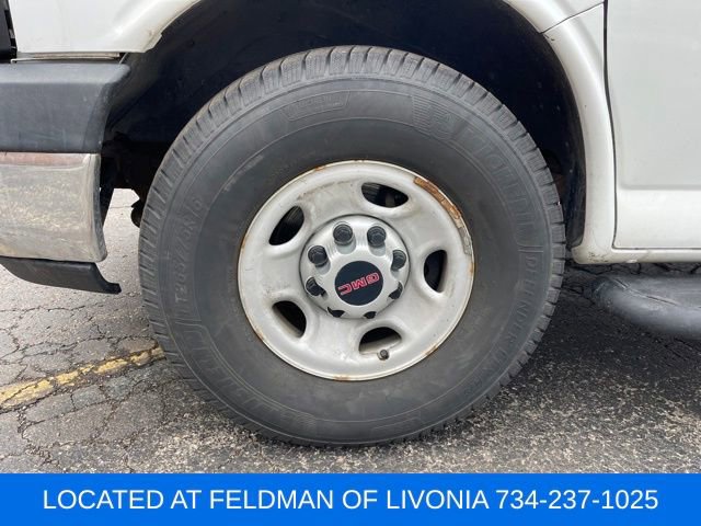 Used 2015 GMC Savana 2500 Work Van image 9