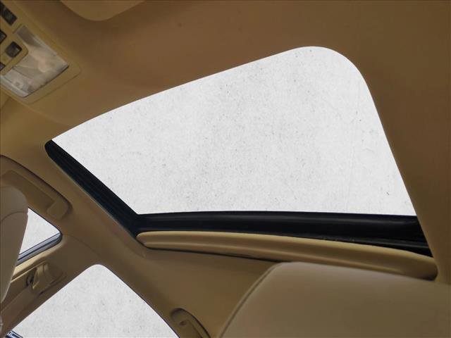 Used 2017 Toyota Avalon Limited w/ All Weather Liner Package image 16