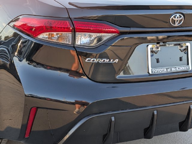 Certified 2026 Toyota Corolla SE w/ SE Package FWD image 8