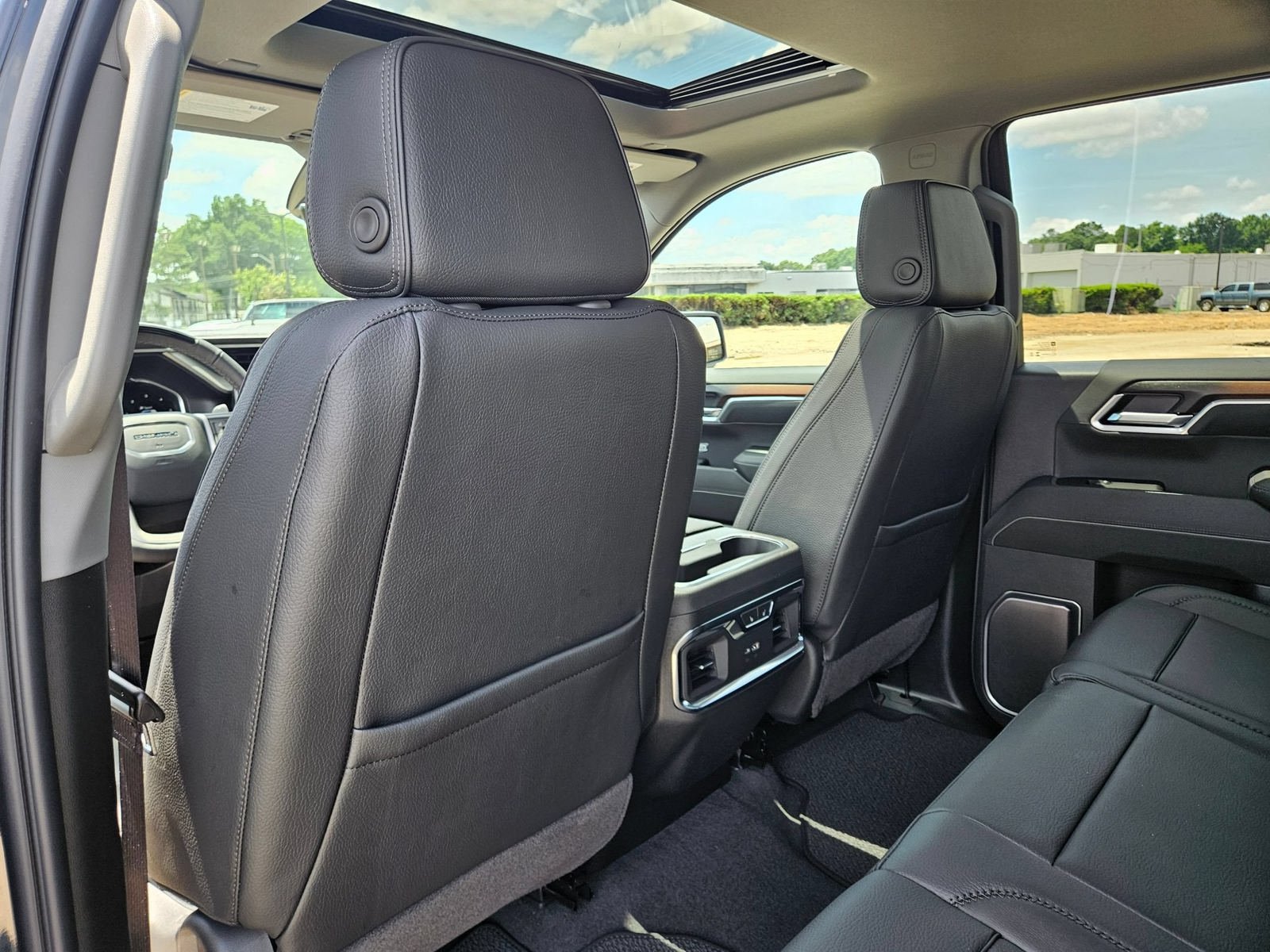 New 2026 GMC Sierra 1500 Denali AWD/4WD image 25