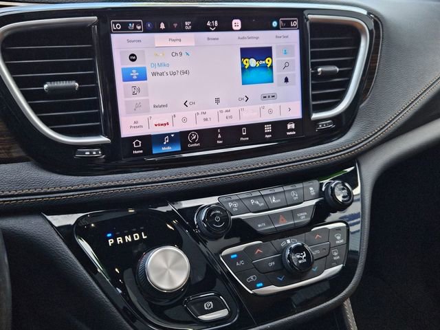 Used 2022 Chrysler Pacifica Pinnacle FWD image 19
