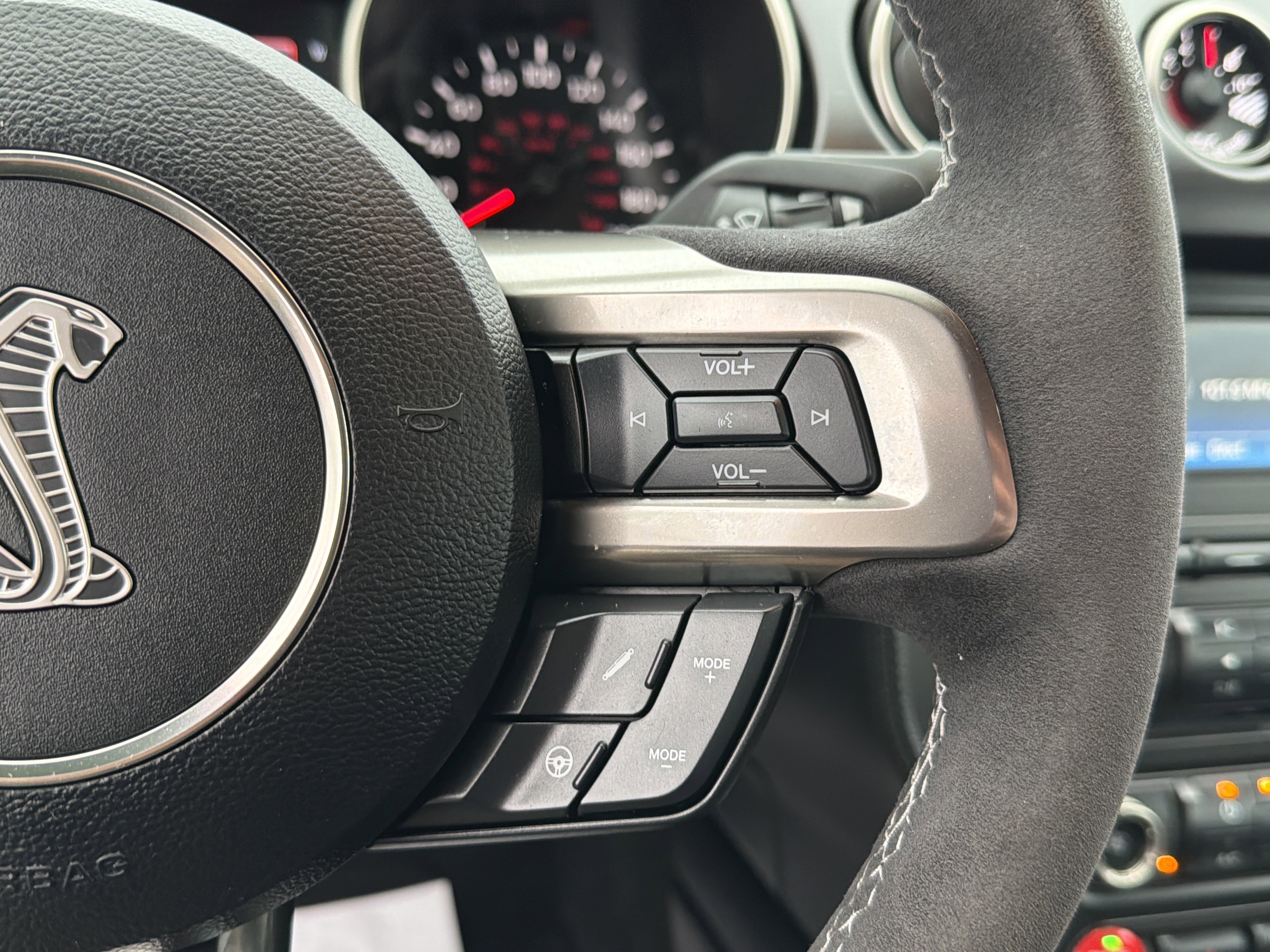 Used 2016 Ford Mustang Shelby GT350 w/ Track Package image 17