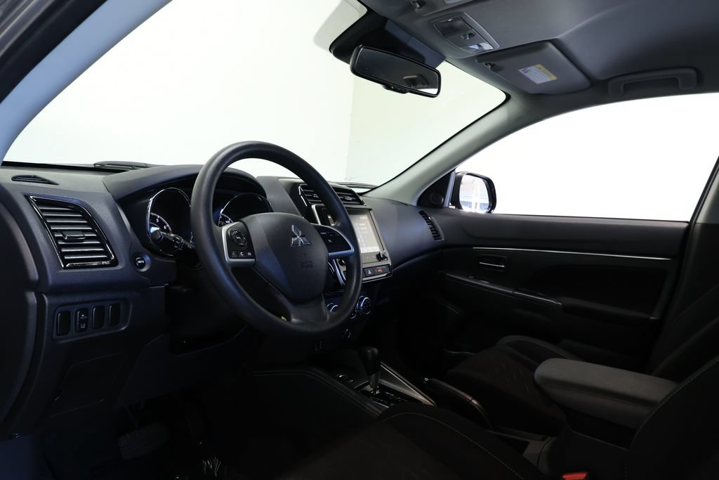 Used 2026 Mitsubishi Outlander Sport ES AWD/4WD image 17