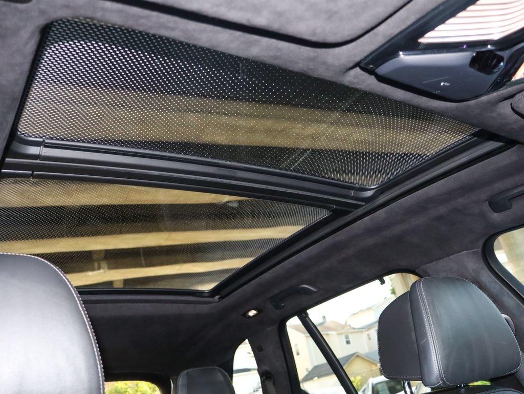 Used 2020 BMW X5 M50i w/ Executive Package AWD/4WD image 36