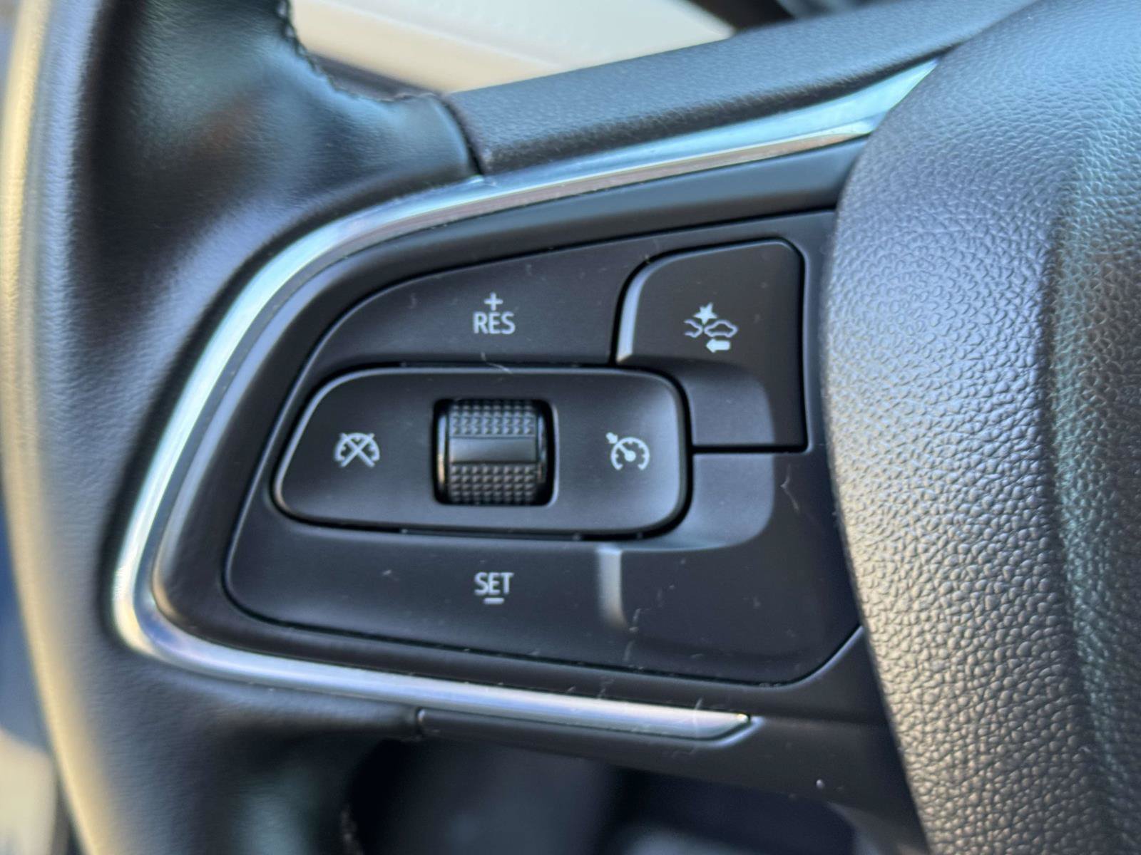 Used 2024 Buick Encore GX Sport Touring AWD/4WD image 17