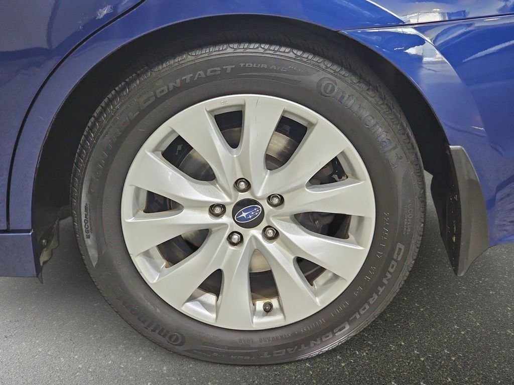 Used 2016 Subaru Legacy 2.5i Premium AWD/4WD image 34
